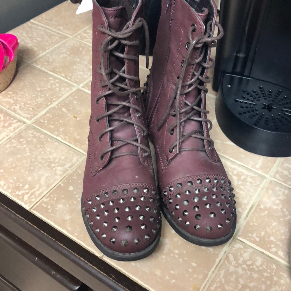 Wet seal combat boots size 8